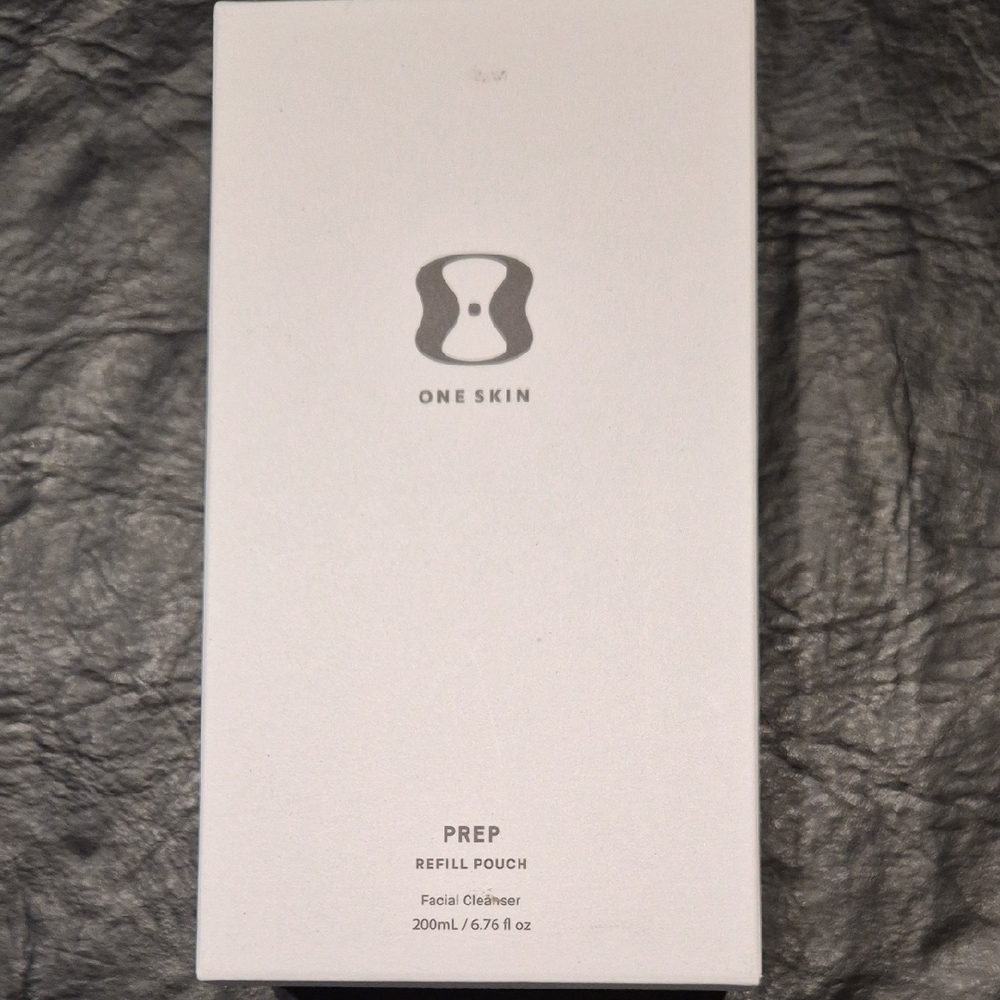 SEALED REFILL-White Facial Cleanser Refill Pouch